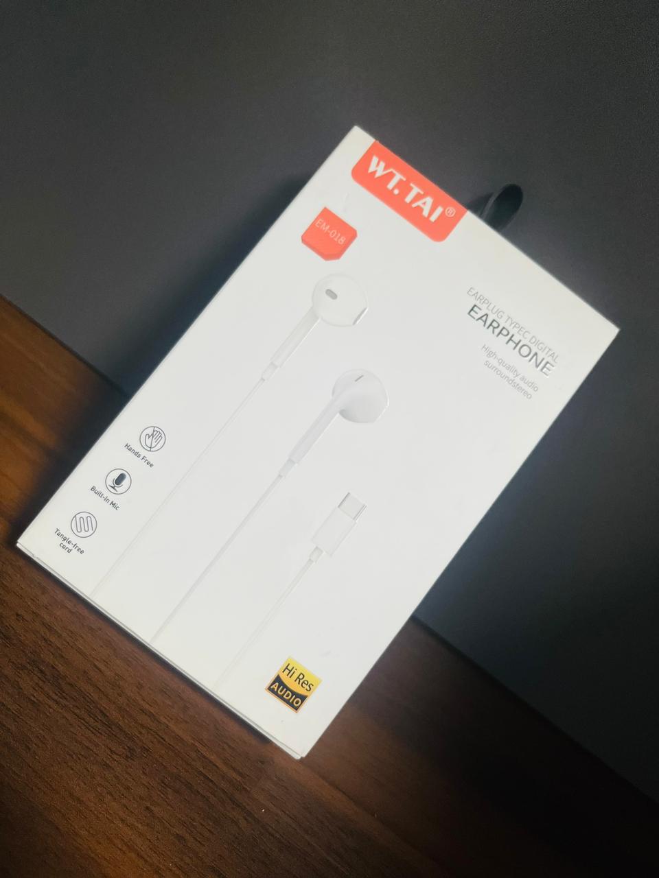 WT . TAI EM - 018 TYPE C EARPHONE